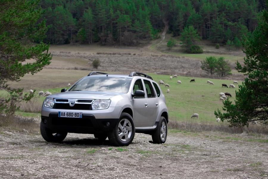  Dacia Duster 2010 года  (фото 26 из 66)